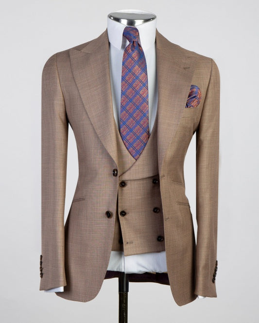 Newest Light Brown 3 Pieces Peaked Lapel Slim Fit Business Suits