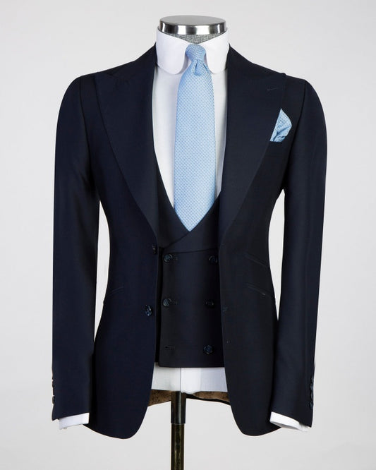 Chic Dark Navy Peaked Lapel 3 Pieces Business Suits With Waistcoat
