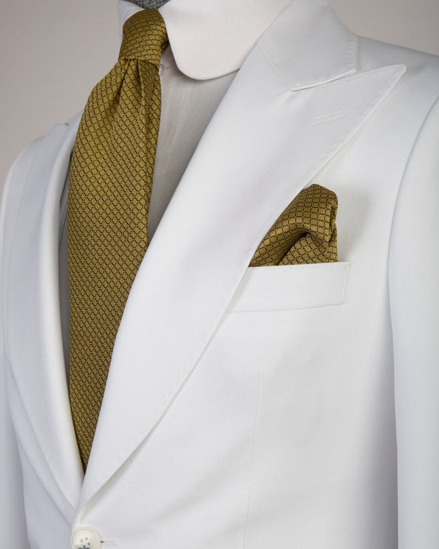 Trendy Slim Fit White 3 Pieces Business Suits For Men