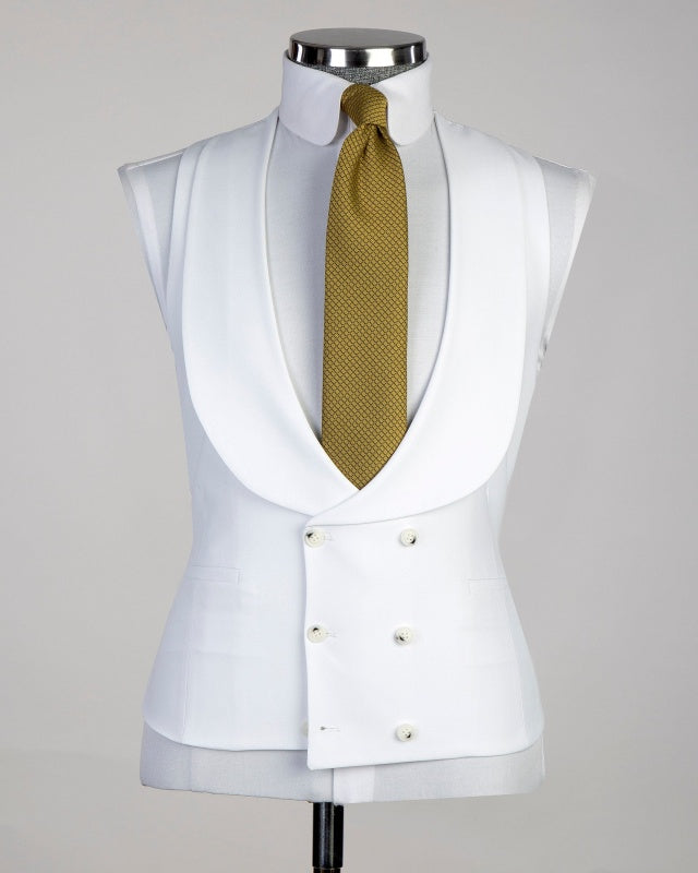 Trendy Slim Fit White 3 Pieces Business Suits For Men