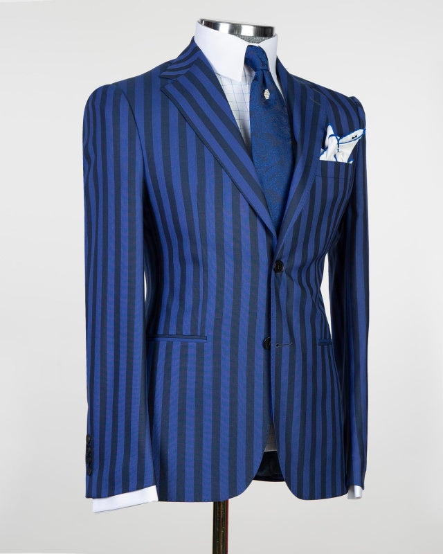 Glamorous Royal Blue Pinstriped Notch Lapel Business Suits For Men