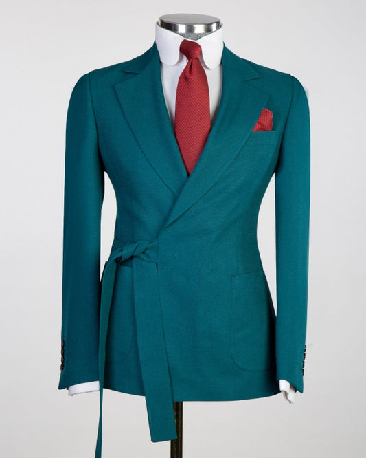 Fashion Pool Notch Lapel Prom Suits With Belt
