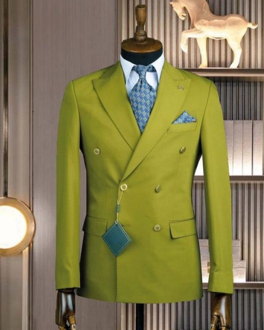 Stylish And Modern Green Double Breasted Prom Suits