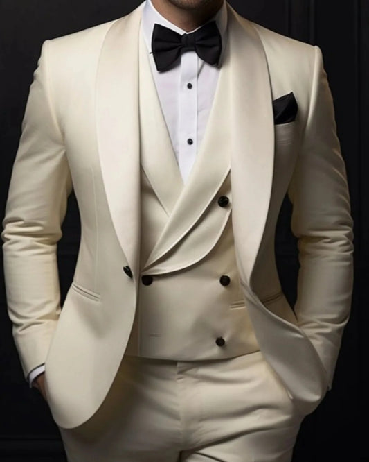 Glamorous Off-white 3 Pieces Shawl Lapel Wedding Suits