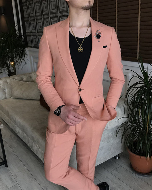 Chic Coral Close Fitting Peaked Lapel Prom Men Suit