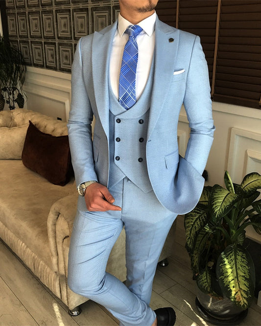 Cool Sky Blue Three Pieces Peaked Lapel Prom Men Suit