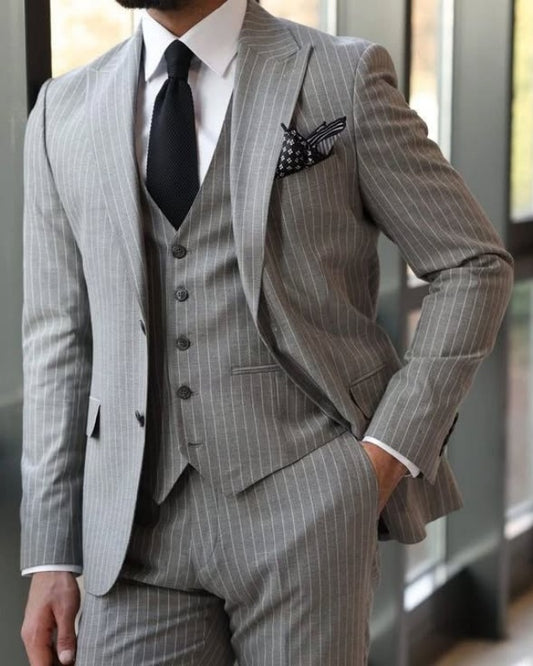 Fashion Gray 3 Pieces Pinstriped Business Suits With Vest