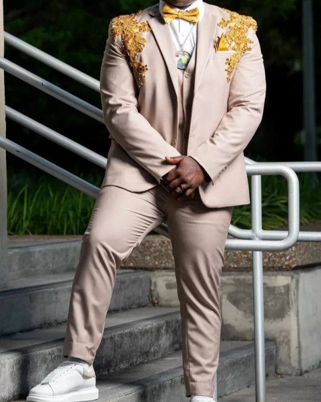 Decent Khaki Notched Lapel Three Pieces Prom Suits With Beading