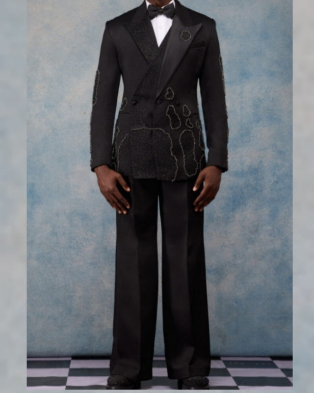 Charming Black Double Breasted Prom Suits With Beadings