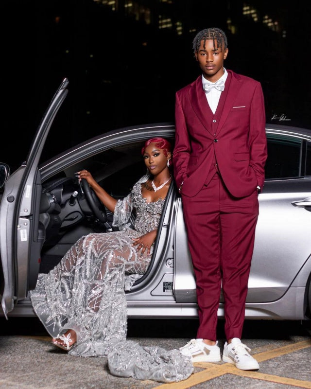 Simple Burgundy Three Pieces Notched Lapel Prom Suits