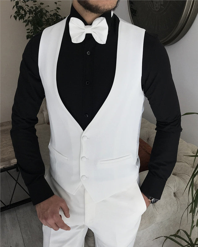Simple White Three Pieces Best Fitted Peaked Lapel Wedding Men Suit