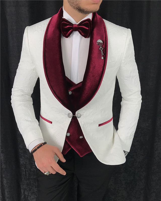 Fashion White Jacquard Three Pieces Wedding Men Suit with Red Velvet Lapel