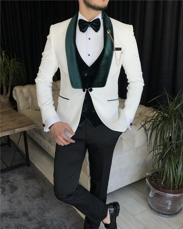 New Arrival White Three Pieces Wedding Men Suit with Green Velvet Lapel