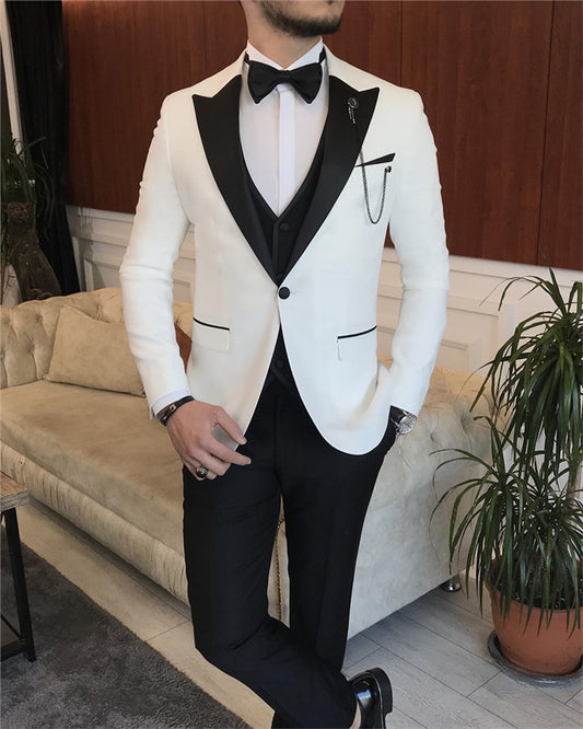 Bespoke White Three Pieces Peaked Lapel Wedding Men Suit With Velvet Vest