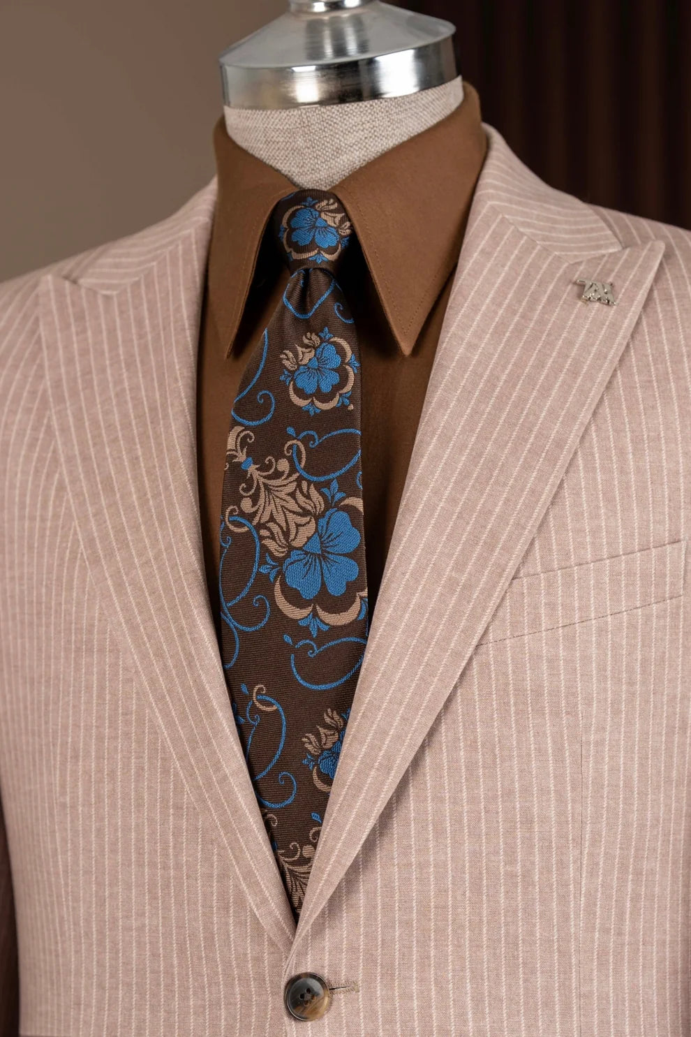 Trendy Dusty Pink Pinstripe Slim Fit Men Suit
