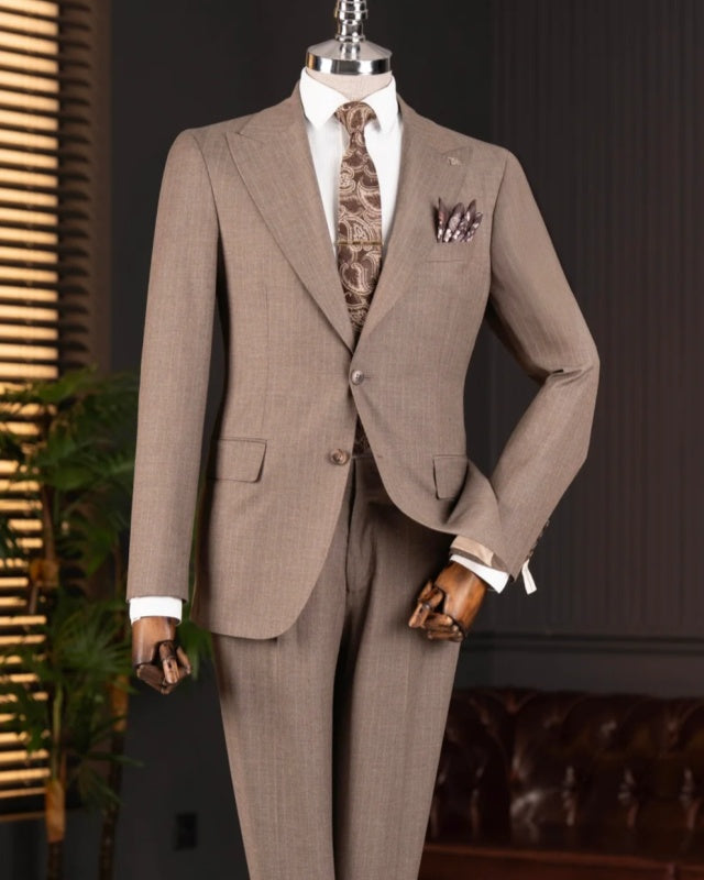 Fancy Coffee Two Pieces Peak Lapel Stripe Business Men Suits