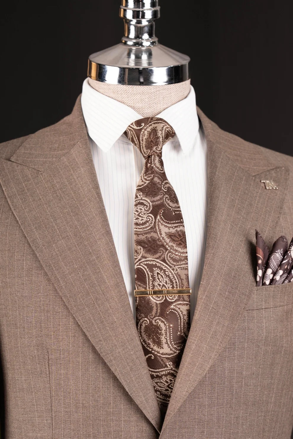Fancy Coffee Two Pieces Peak Lapel Stripe Business Men Suits