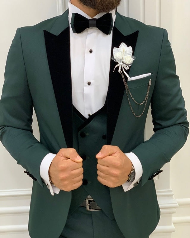 Modern Dark Green Best Fitting Three Pieces Peaked Lapel Prom Men Suits