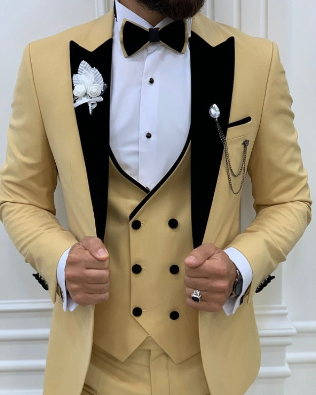 Abel Fashion Khaki Close Fitting Three Pieces Peaked Lapel Prom Men Suits