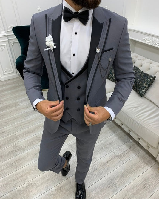 Chic Slim Fit Gray Three Pieces Peaked Lapel Prom Men Suits