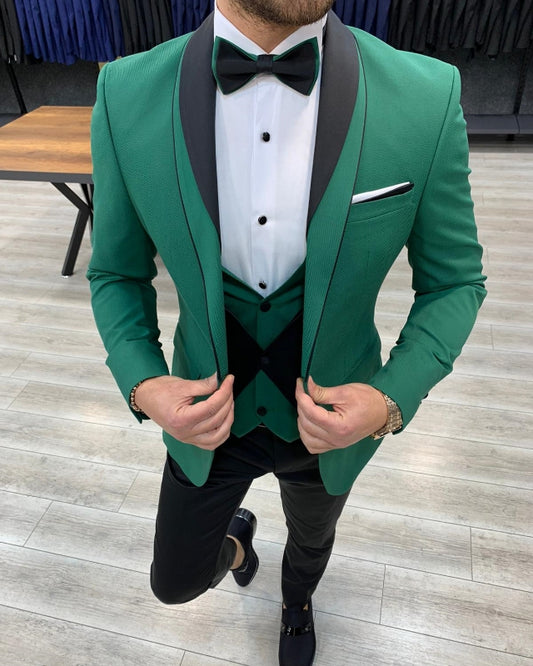 Handsome Green Slim Fit Three Pieces Shawl Lapel Prom Men Suits