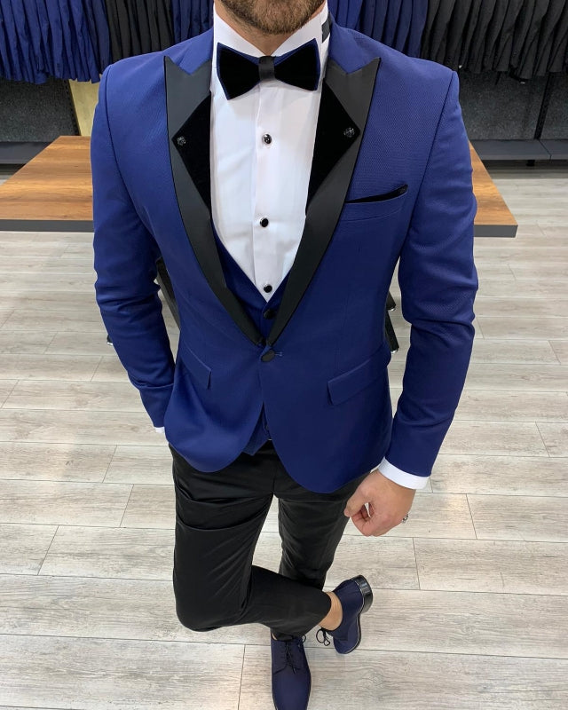 Newest Blue Slim Fit Three Pieces Peaked Lapel Prom Men Suits