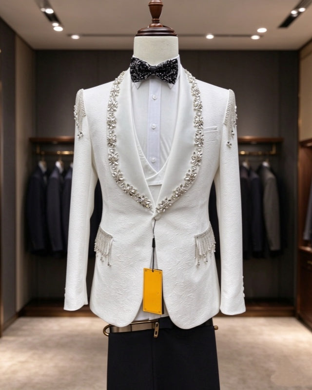 Luxurious White Jacquard 3 Pieces Wedding Suit With Beadings