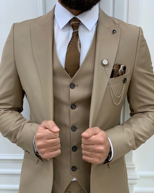Angus Handsome Khaki Slim Fit Three Pieces Peaked Lapel Prom Men Suits