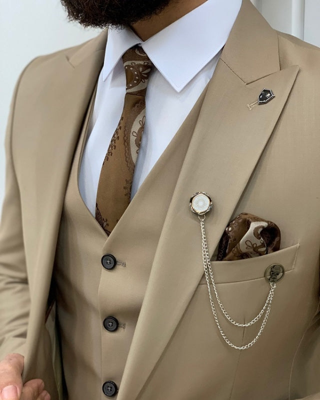 Angus Handsome Khaki Slim Fit Three Pieces Peaked Lapel Prom Men Suits