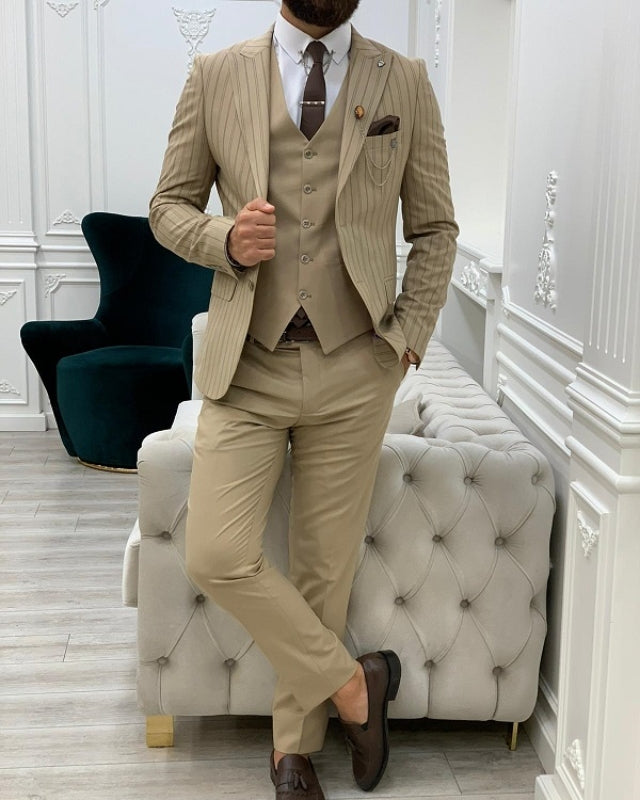 Trendy Khaki Striped Slim Fit Three Pieces Peaked Lapel Prom Men Suits