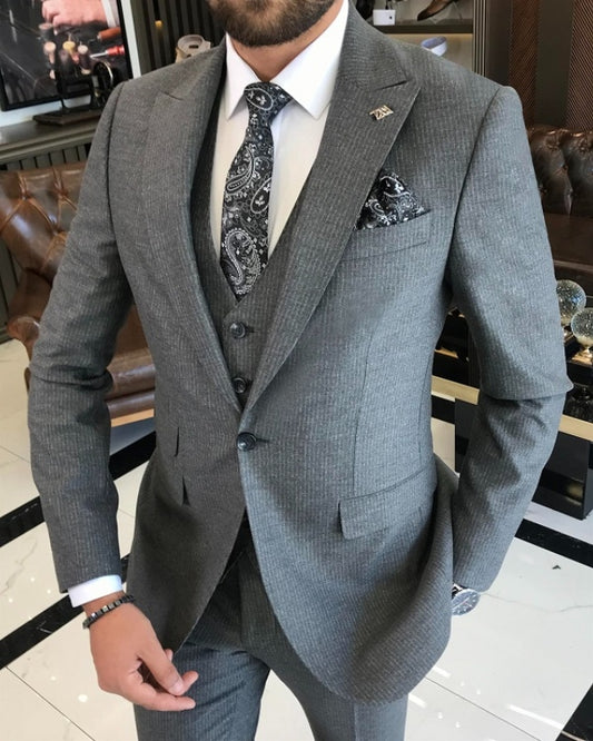 Baron Chic Gray Striped Peaked Lapel Three Pieces Business Suits